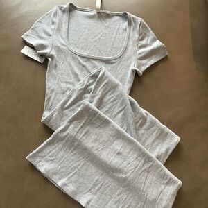 NWT Aritzia Babaton Temptation Shortsleeve Dress